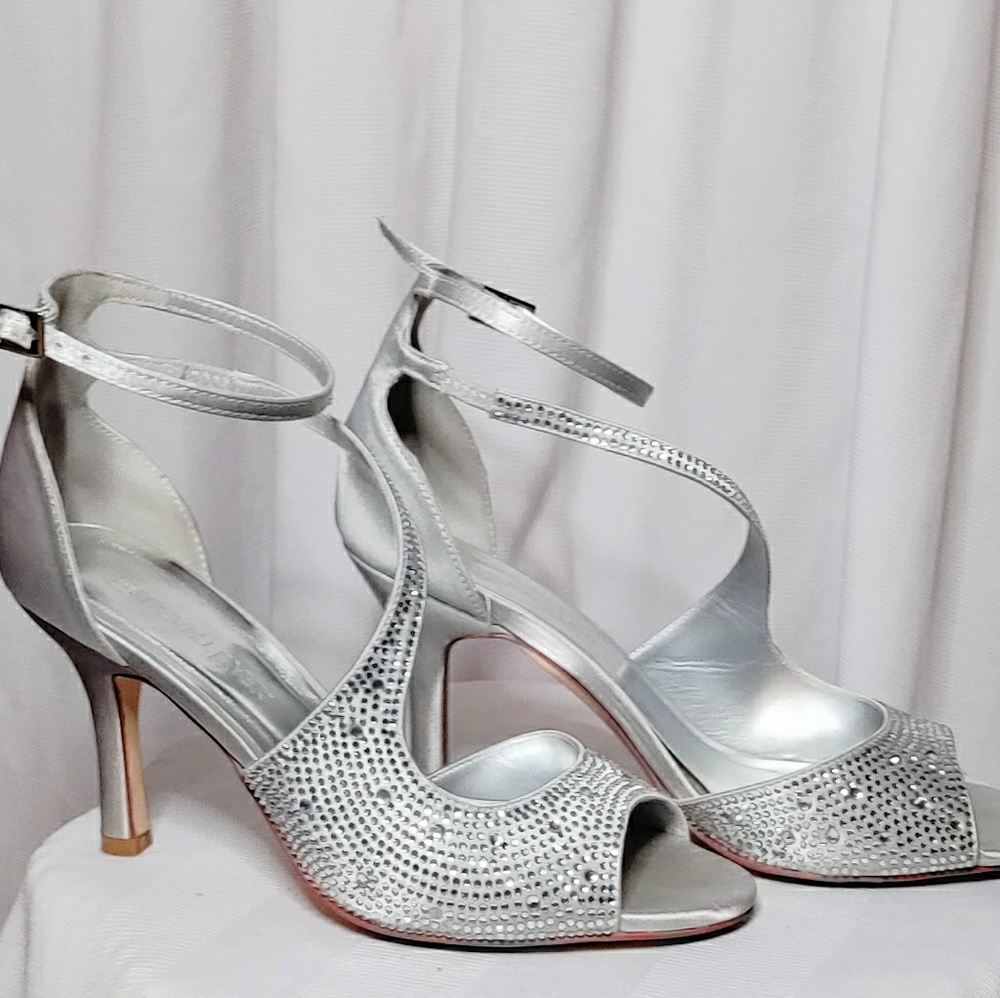 Elegant  Park Peep Toe high heels US 6.5